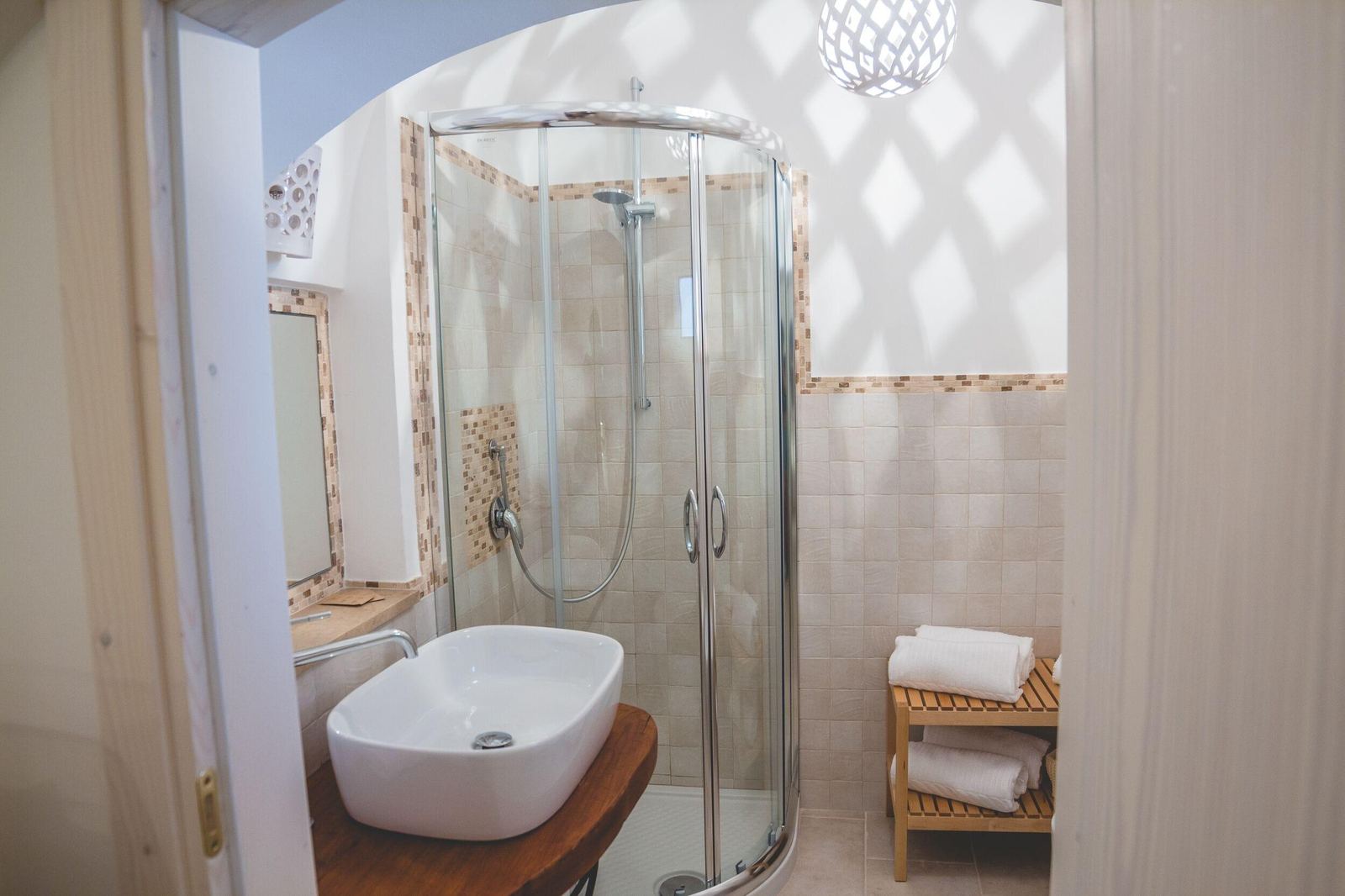 Bagno privato con doccia